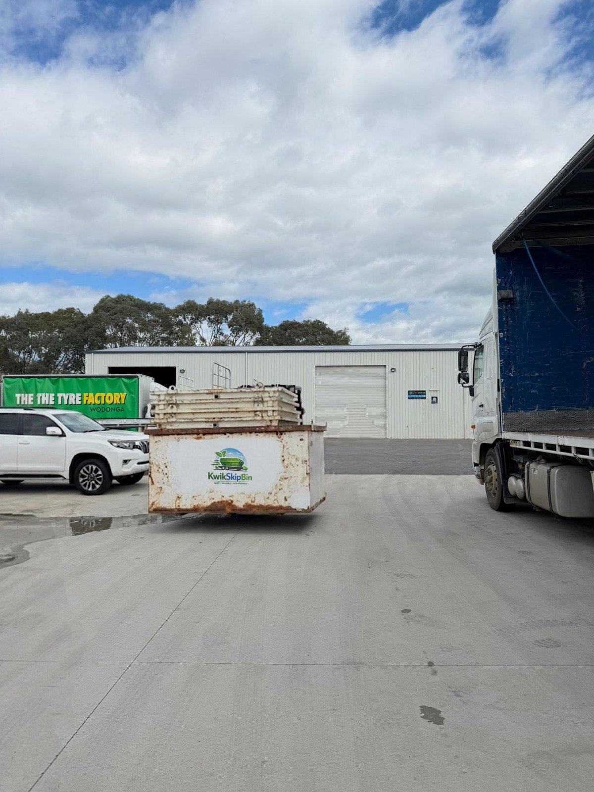2m³ skip bin